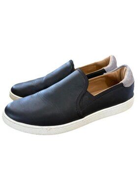 UGG Cas Leather Slip On Sneakers Womens 6.5 Black Casual Style